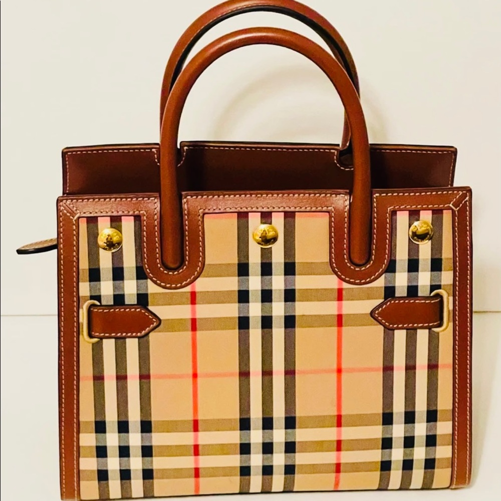 COPY - Burberry beige tote bag